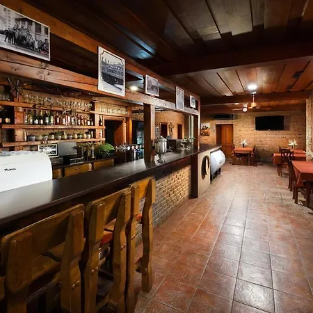 Pod Zamkom-boleraz Bélaház