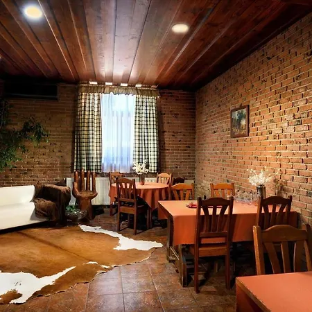 Penzion Pod Zamkom-Boleraz Guest house *