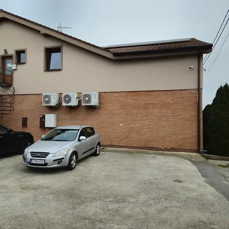 Penzion Pod Zamkom-Boleraz Guest house Boleraz