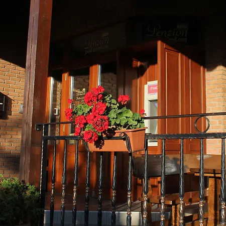 Pod Zamkom-boleraz Bélaház